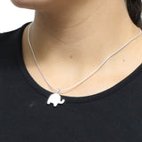 Dije de Plata Elefante con Madre Perla