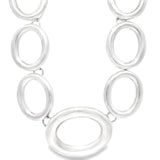 Collar Oval de Plata Lisa