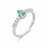 Anillo Con Piedras Preciosas De Plata