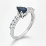 Anillo Con Piedras Preciosas De Plata