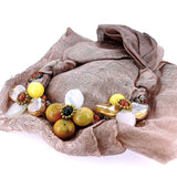 Seda natural con Flores en Piedra