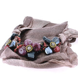 Seda natural con Flores en Piedra