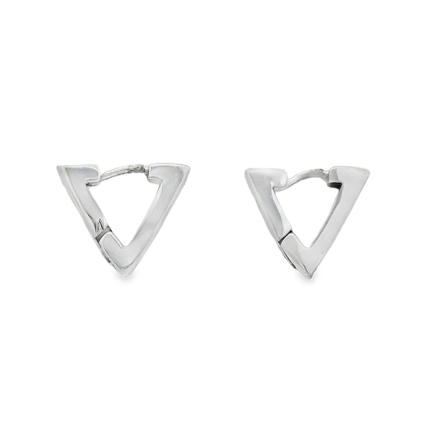 Arete de Plata con Forma de Triangulo