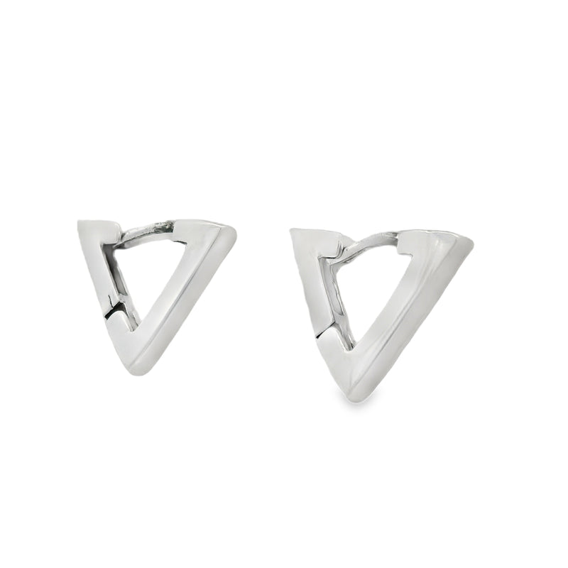 Arete de Plata con Forma de Triangulo