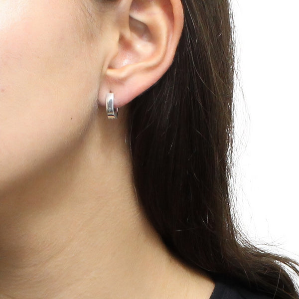 Arete Ovalado de Plata Lisa