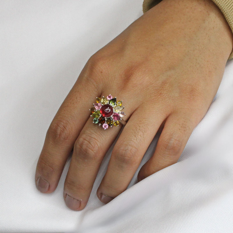 Anillo de Turmalina con Rubi Cabuchon en Flor 7