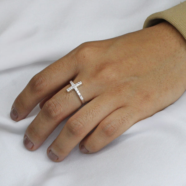 Anillo Cruz con Circonia 6