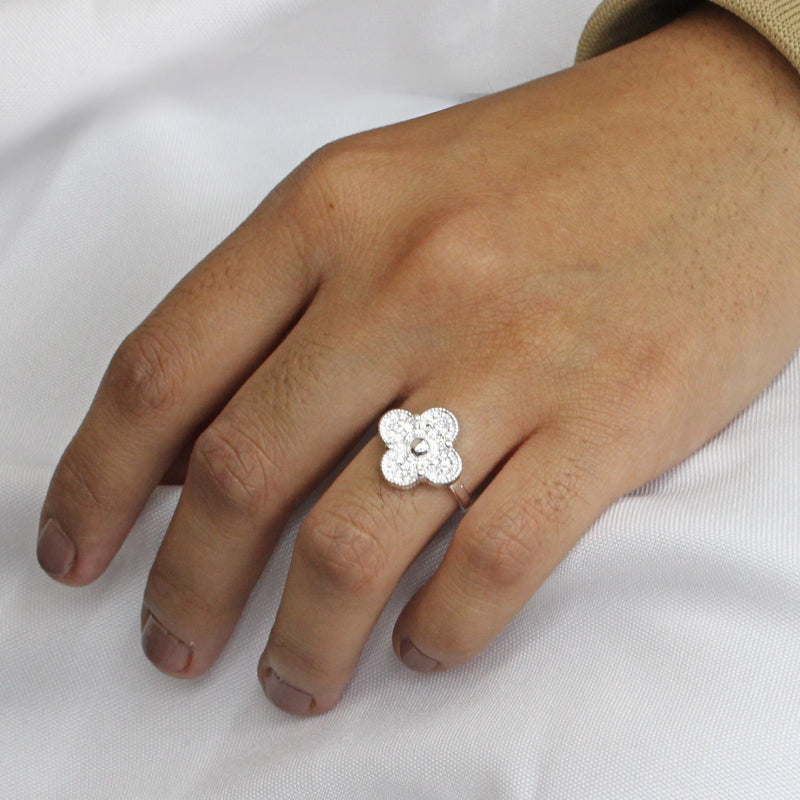 Anillo Flor de Circonia 7