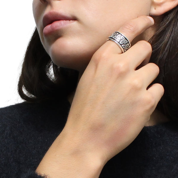 Anillo Triqueta